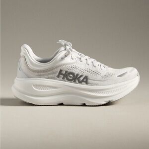 HOKA Women’s Bondi Size 9 Stardust Silver NIB Running Shoes